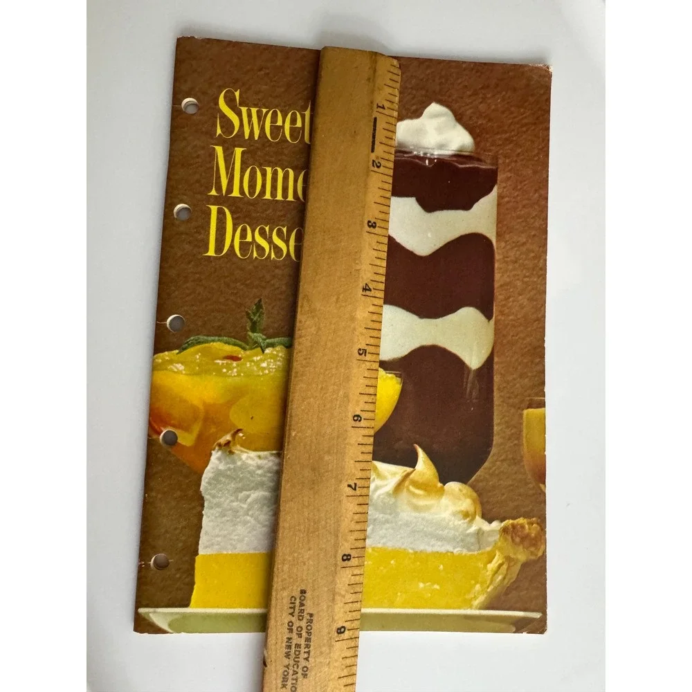 Vintage 1966 Sweet Moment Desserts General Foods Jell-O Recipe Booklet 44‎ Pages